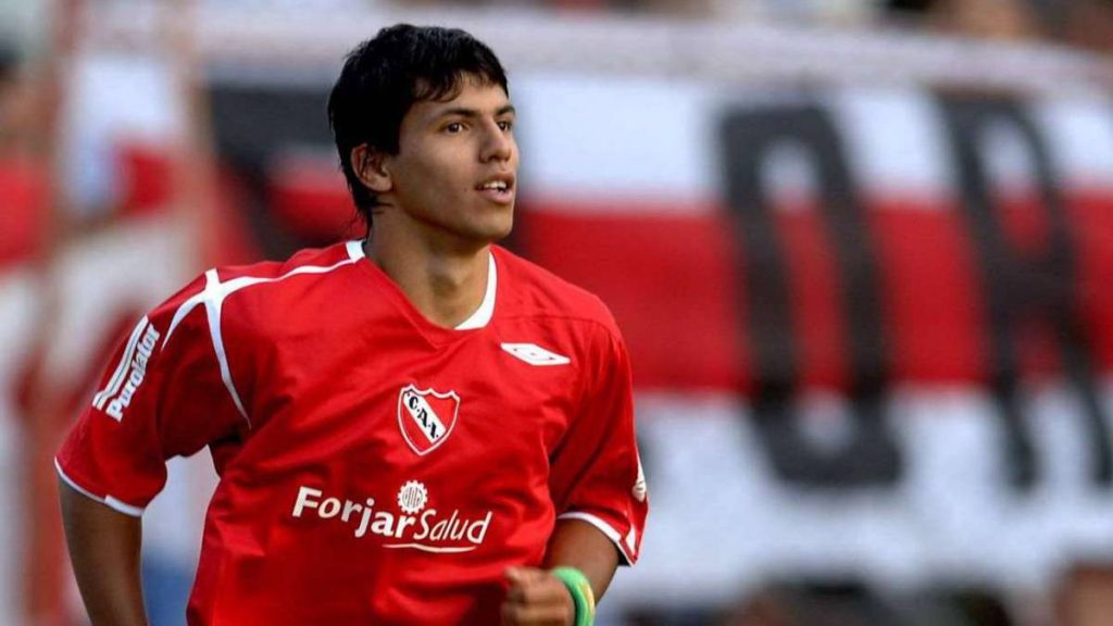 Kun Agëro en Independiente