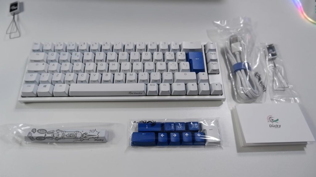 Unboxing del Ducky One 2 SF