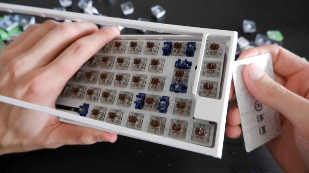 Desmontar un teclado mecánico