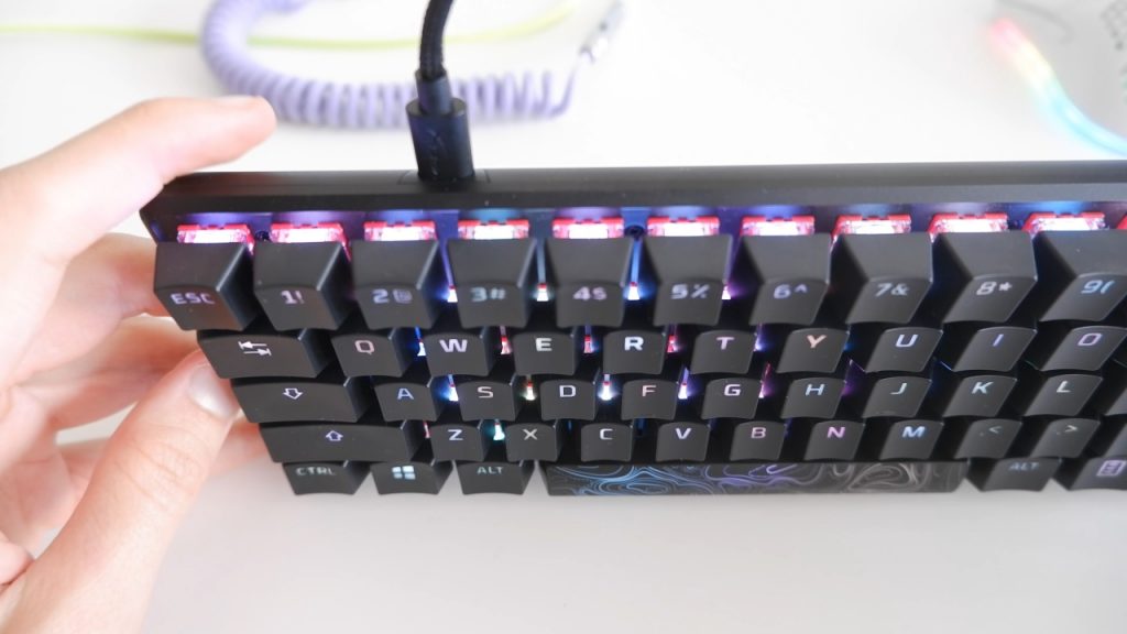 Conectando el Alloy Origins 60 por USB C