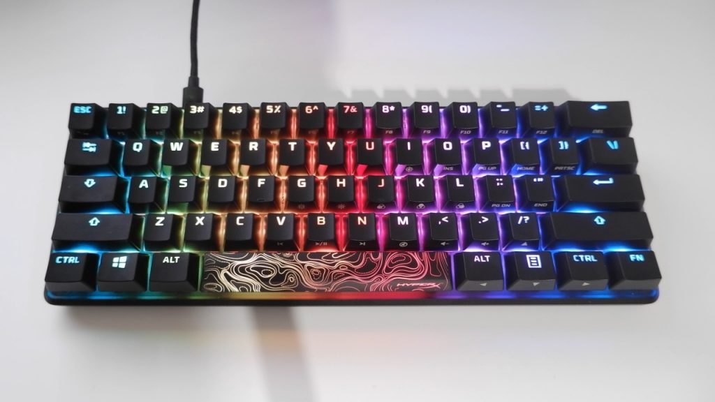 Iluminación RGB del HyperX Alloy Origins 60