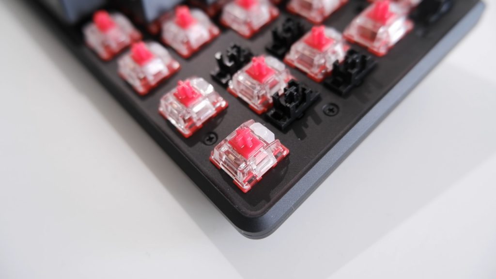 Swtiches HyperX Red