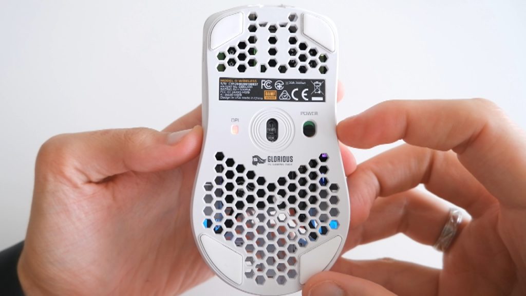 Parte trasera del Model O Wireless
