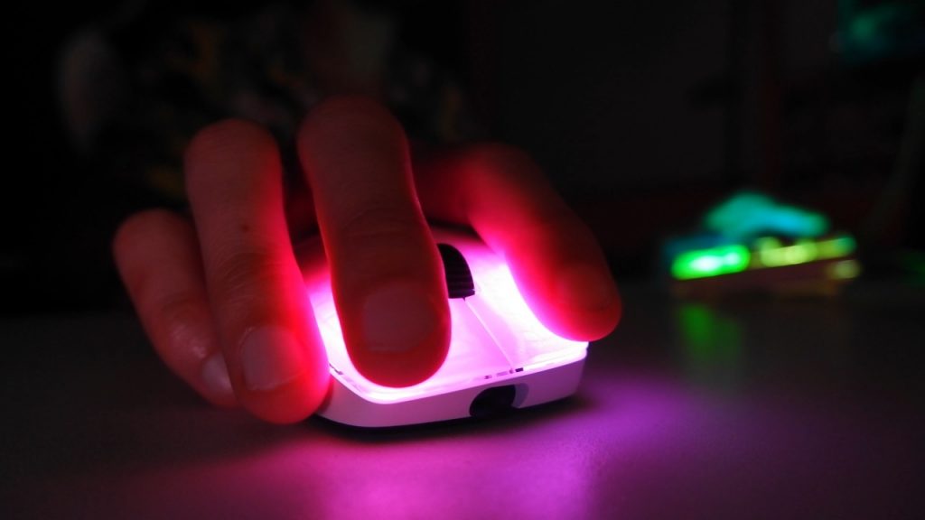 El potente RGB del Kone Pro Air