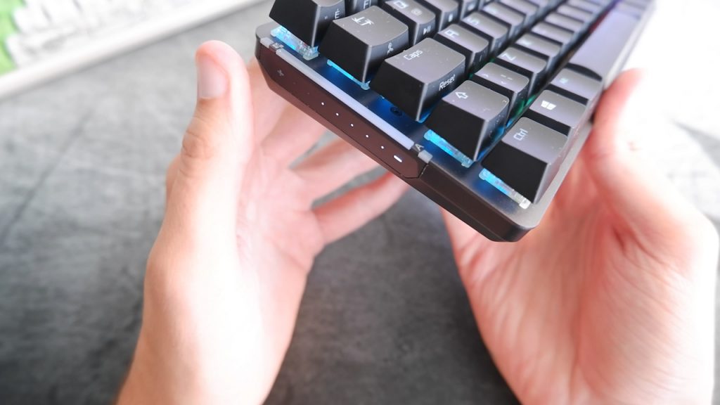 Barra táctil del ASUS ROG Falchion