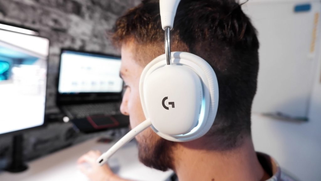 Conectividad G735