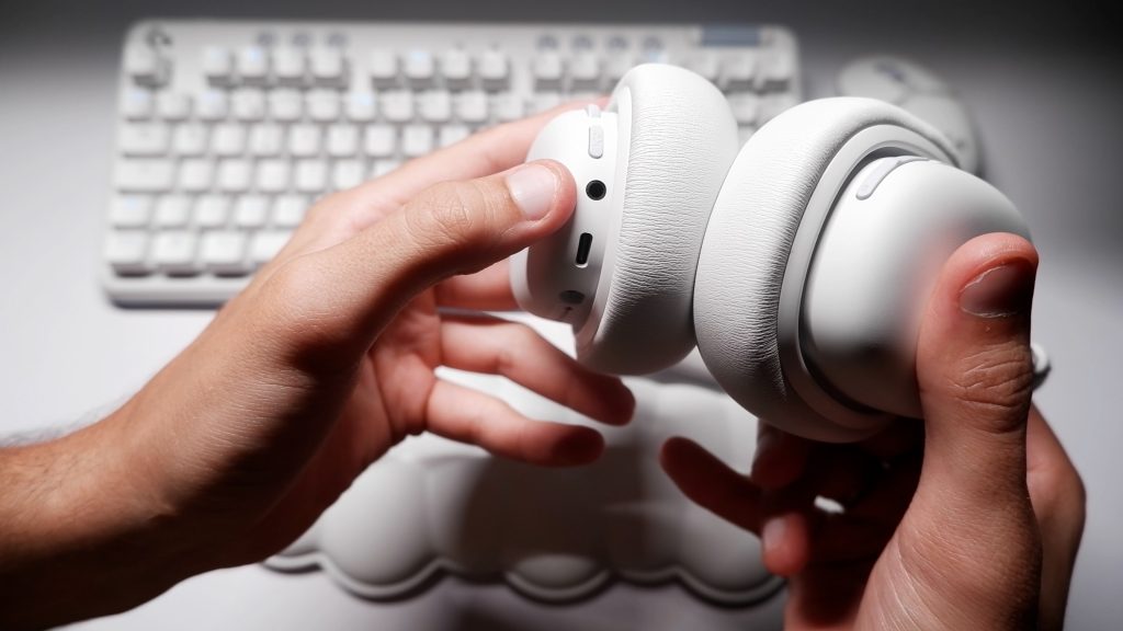 Diseño de Logitech G735