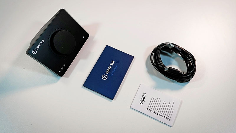 Unboxing Elgato Wave XLR