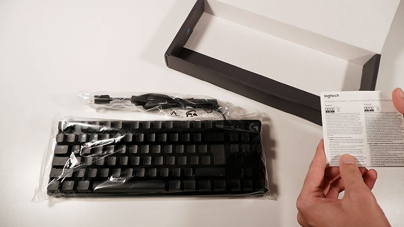 Unboxing G413 SE TKL