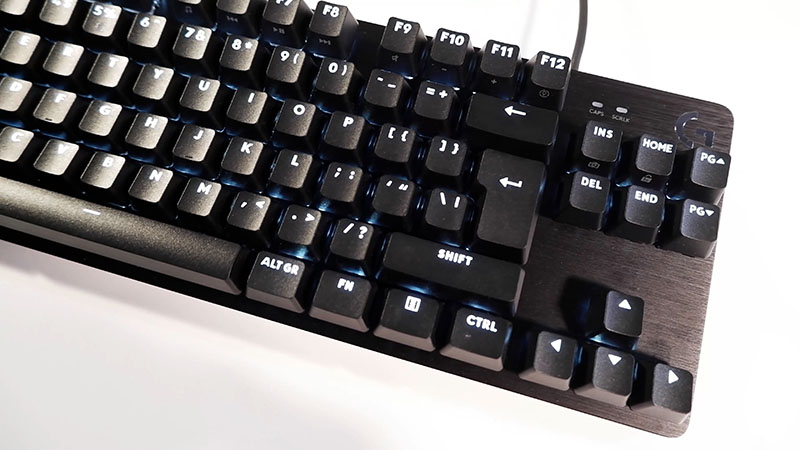 Detalles G413 SE TKL
