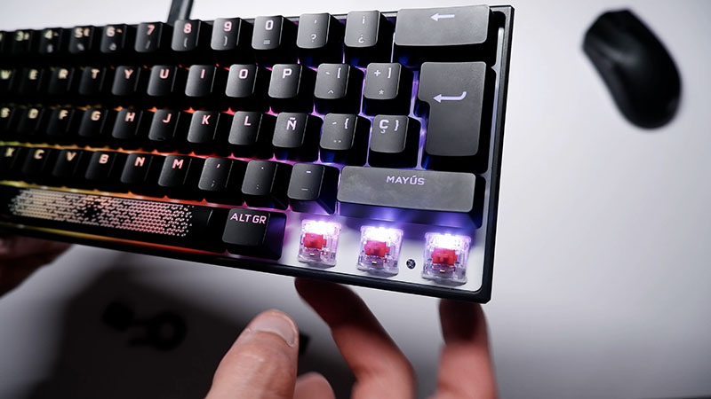 Switches Corsair K65 Mini
