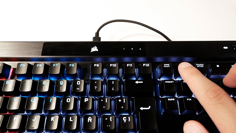 Detalles K70 RGB Pro